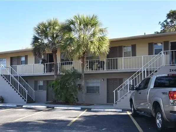 2411 8th St Unit 9, Sarasota, FL 34237