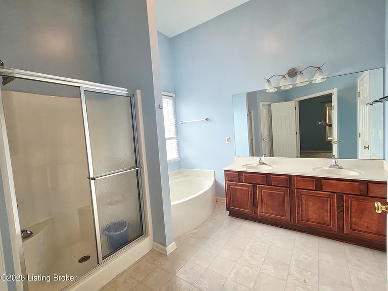 11036 Symington Cir — Photo 29