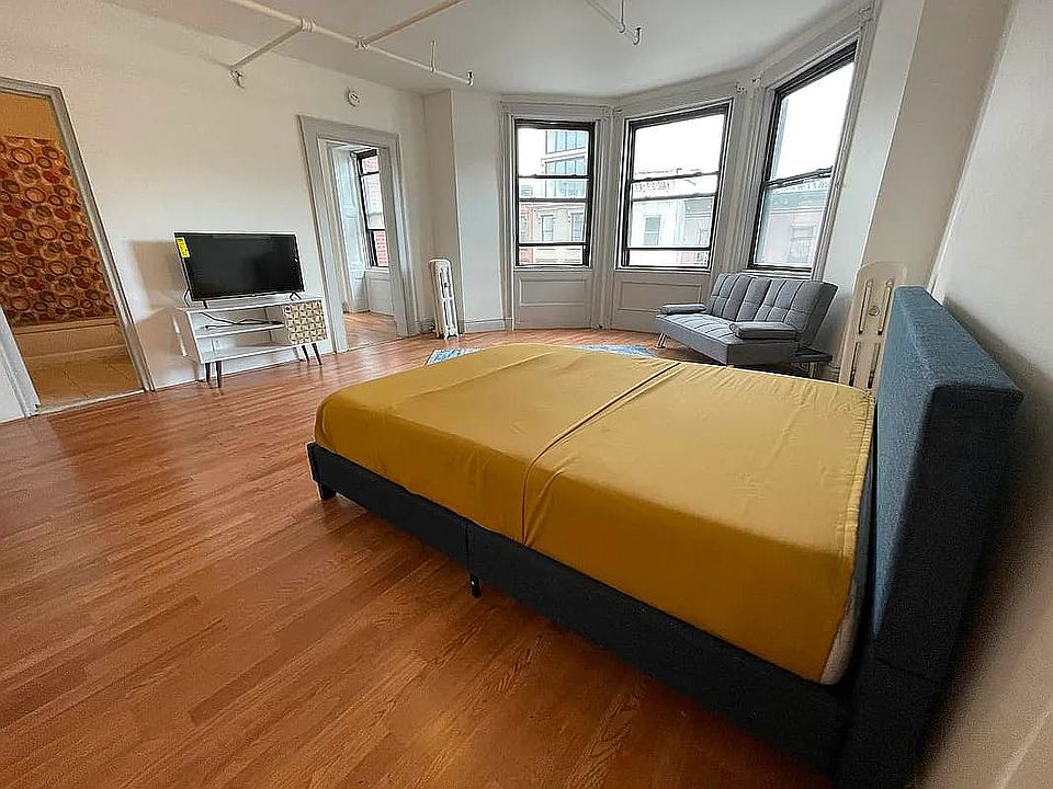 1st image of 136 W 129th St APT 4F