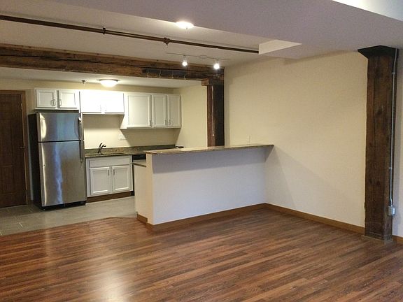 5th image of 2000 Old West Main St Suite 205