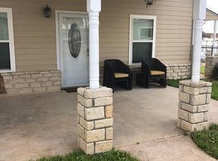 4100 Lands End Ct, Granbury, TX 76048