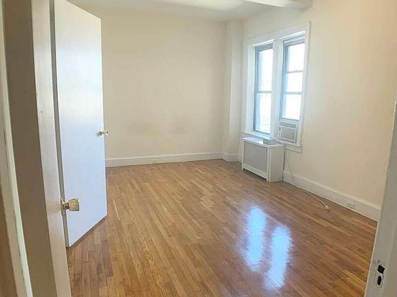 4th image of 128 Fort Washington Ave APT 8E