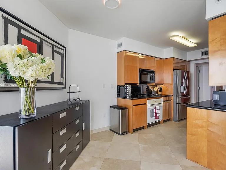 18671 Collins Ave #2702 — Photo 15