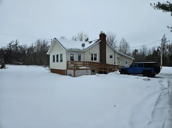 9521 Highway 6, Pugwash, NS B0K 1L0