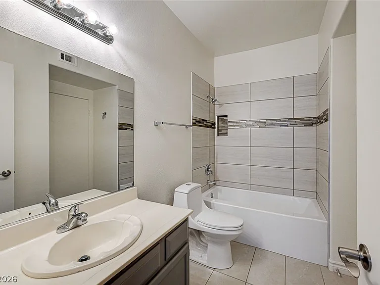9000 Las Vegas Blvd S #1008 — Photo 36