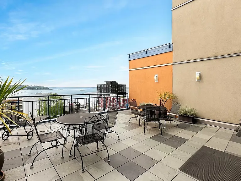 2414 1st Ave #320 — Photo 38