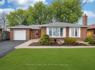 25 Devonshire Dr, Brampton, ON L6T 3G5