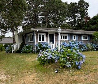 1st image of 37 Glendon Way