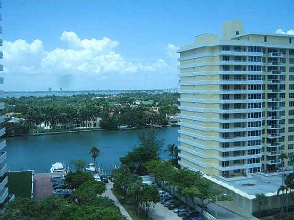 5th image of 5445 Collins Ave APT 921