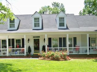 5214 Bellflower Ln, Charlotte, NC 28227