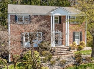 126 Wentworth Dr, Berkeley Heights Twp., NJ 07922