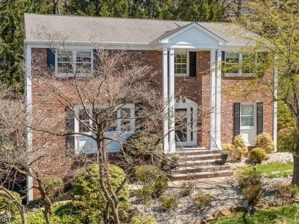 126 Wentworth Dr, Berkeley Heights Twp., NJ 07922