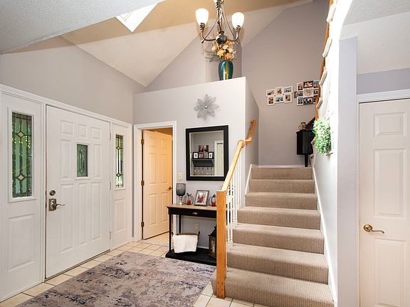 5th image of 33 Ashley Ln #33