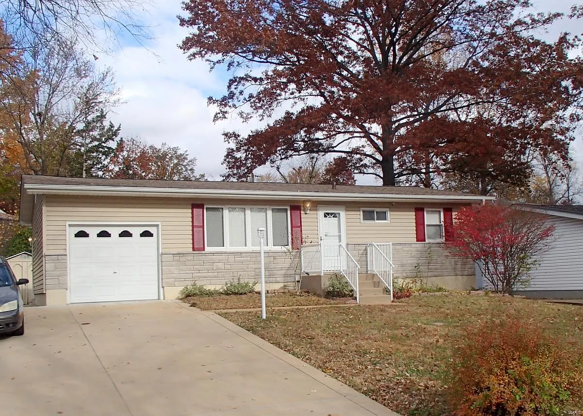 149 Martigney Dr photo 1
