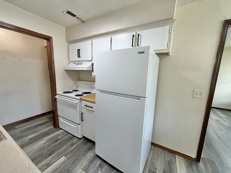 101 Se 42nd St (Fourplex) — Photo 9