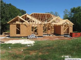 140 Rick Turner Dr, Huntsville, AL 35811