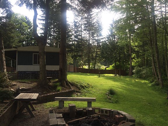 3rd image of 791 Cheryl Ann Dr