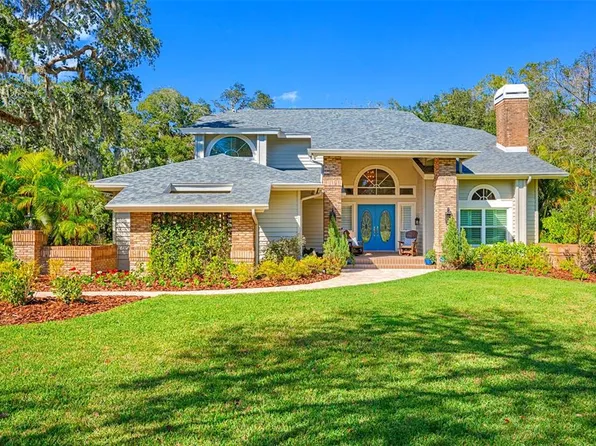 948 Royal Birkdale Dr, Tarpon Springs, FL 34688