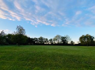 3282 Edgewater Dr, Kankakee, IL 60901