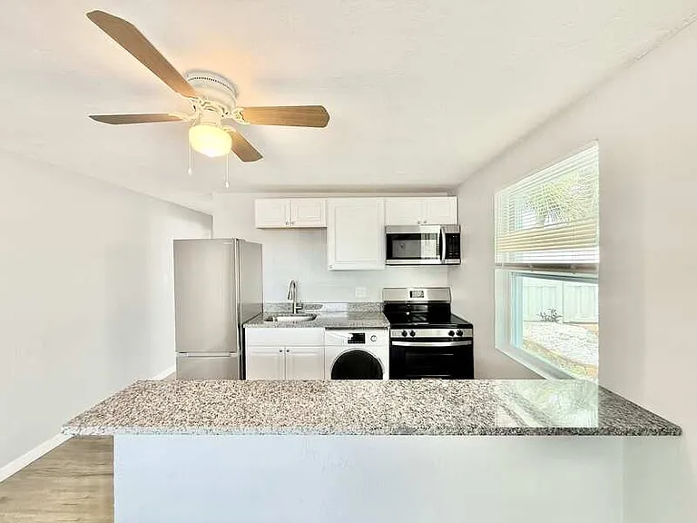 638 180th Ave E #3 — Photo 8