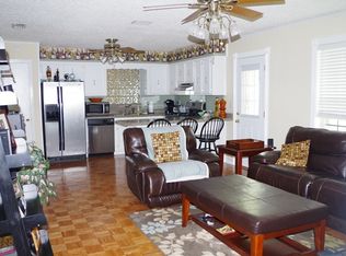 1664 Ernest Dr, Mobile, AL 36695