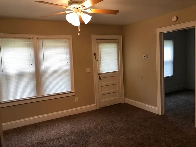 2060 McCubbin Dr — Photo 8