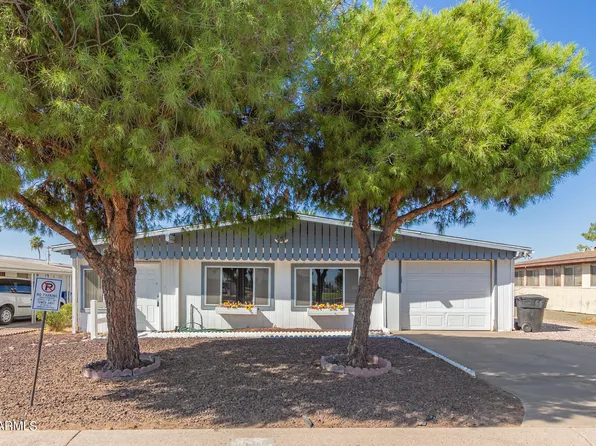 1636 S SOSSAMAN Road, Mesa, AZ 85209