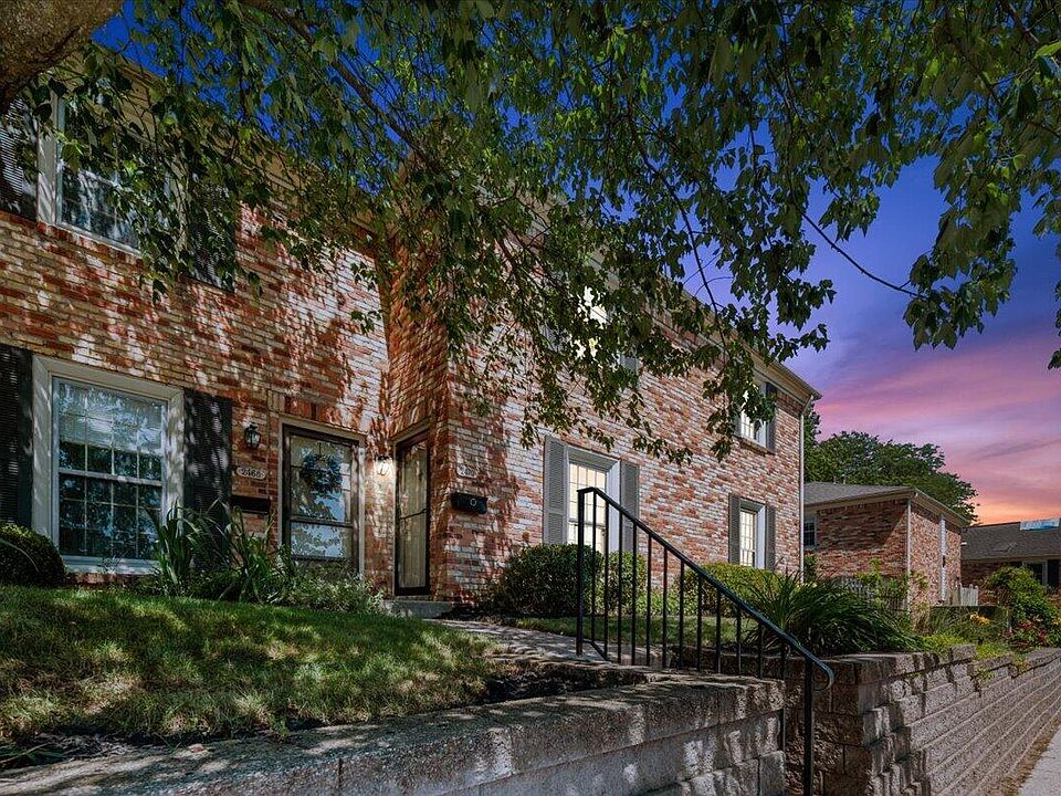 1st image of 2470 Village Dr SE #72