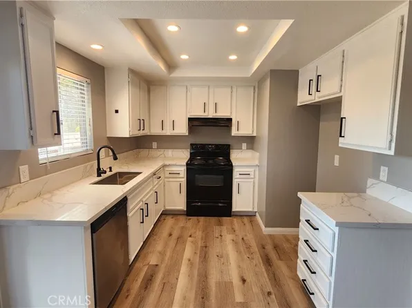 32036 Del Cielo Oeste APT 4C, Bonsall, CA 92003