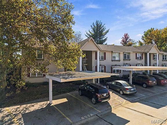 3rd image of 657A Sugar Trail Ct #5