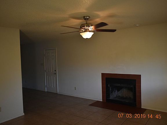 2nd image of 29 W Alameda Dr