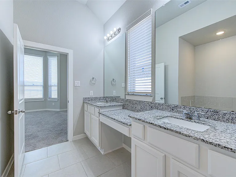 20807 Shawbrook Dr — Photo 40