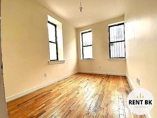 4th image of 591 Franklin Ave #1XA