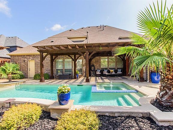 4th image of 2240 Nocona Dr