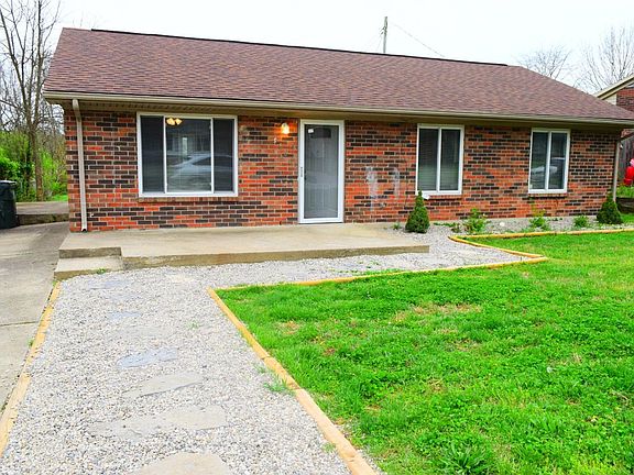 2nd image of 3836 Niagara Dr