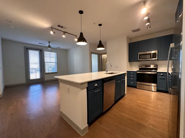 (undisclosed Address), Austin, TX 78721