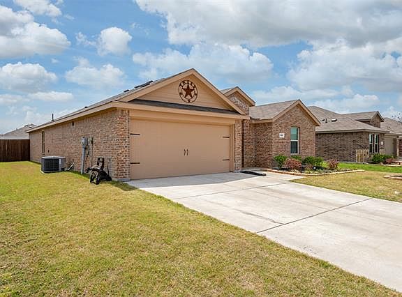 3rd image of 310 Silo Cir