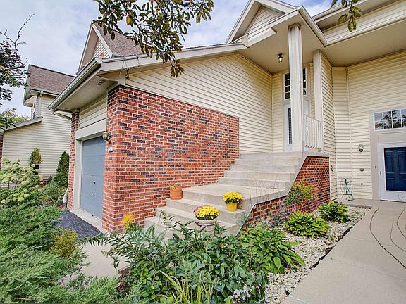 3rd image of 5240 S Acorn Ln #5240