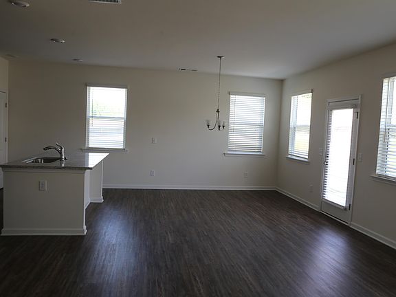 3rd image of 288 Aimes Dr