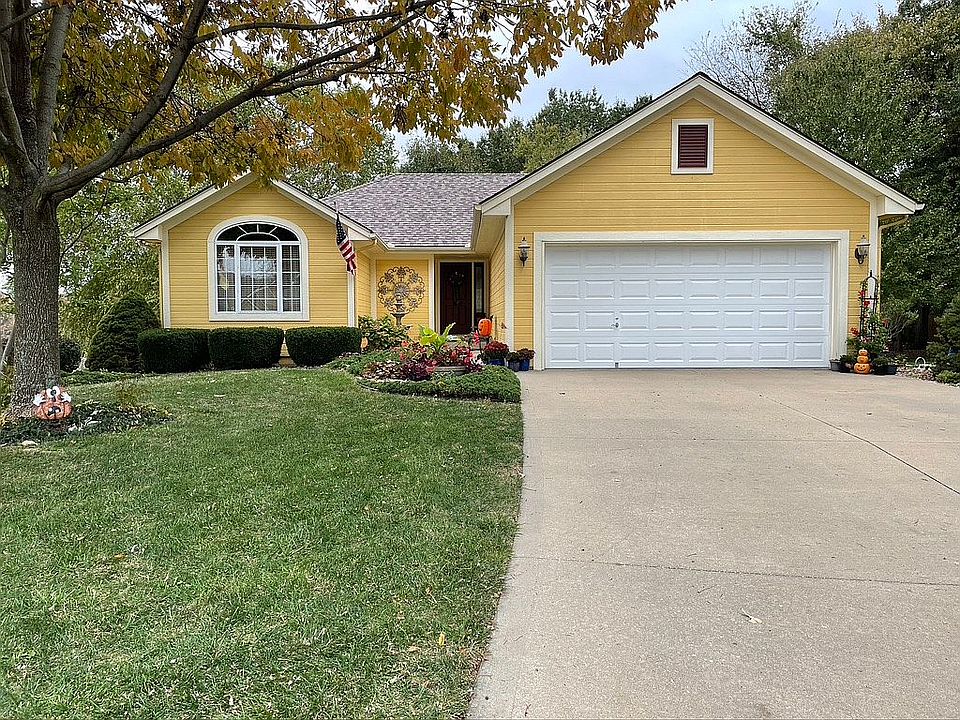 1st image of 2709 NW Richard Dr