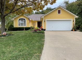 2709 NW Richard Dr, Blue Springs, MO 64015
