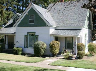 403 N 3rd St, Oakesdale, WA 99158