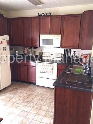 5th image of 5136 Tuscany Ln