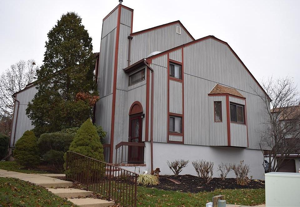 1st image of 71 Diamond Ln