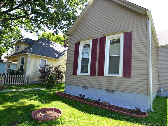 2nd image of 1323 Beechwood Ave