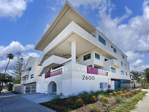 2nd image of 2600 S Catalina St #4B-4Ba