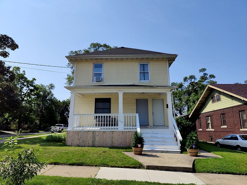 1st image of 712 2nd Ave