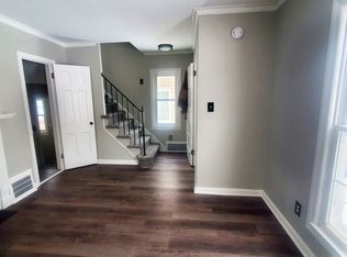 1088 Yellowstone Rd, Cleveland Heights, OH 44121