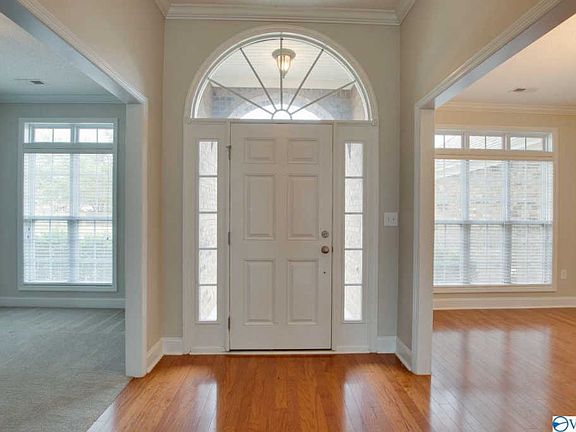 3rd image of 7016 Greystone Ln SE