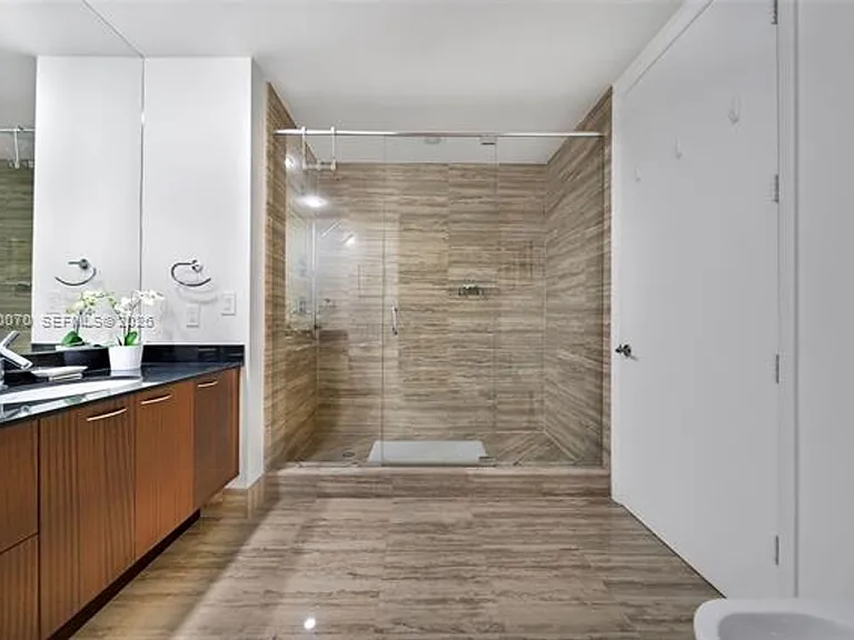 16001 Collins Ave #2305 — Photo 23